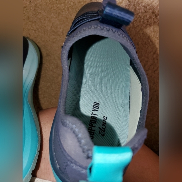 CLOVE Shoes - Picture 12 of 13